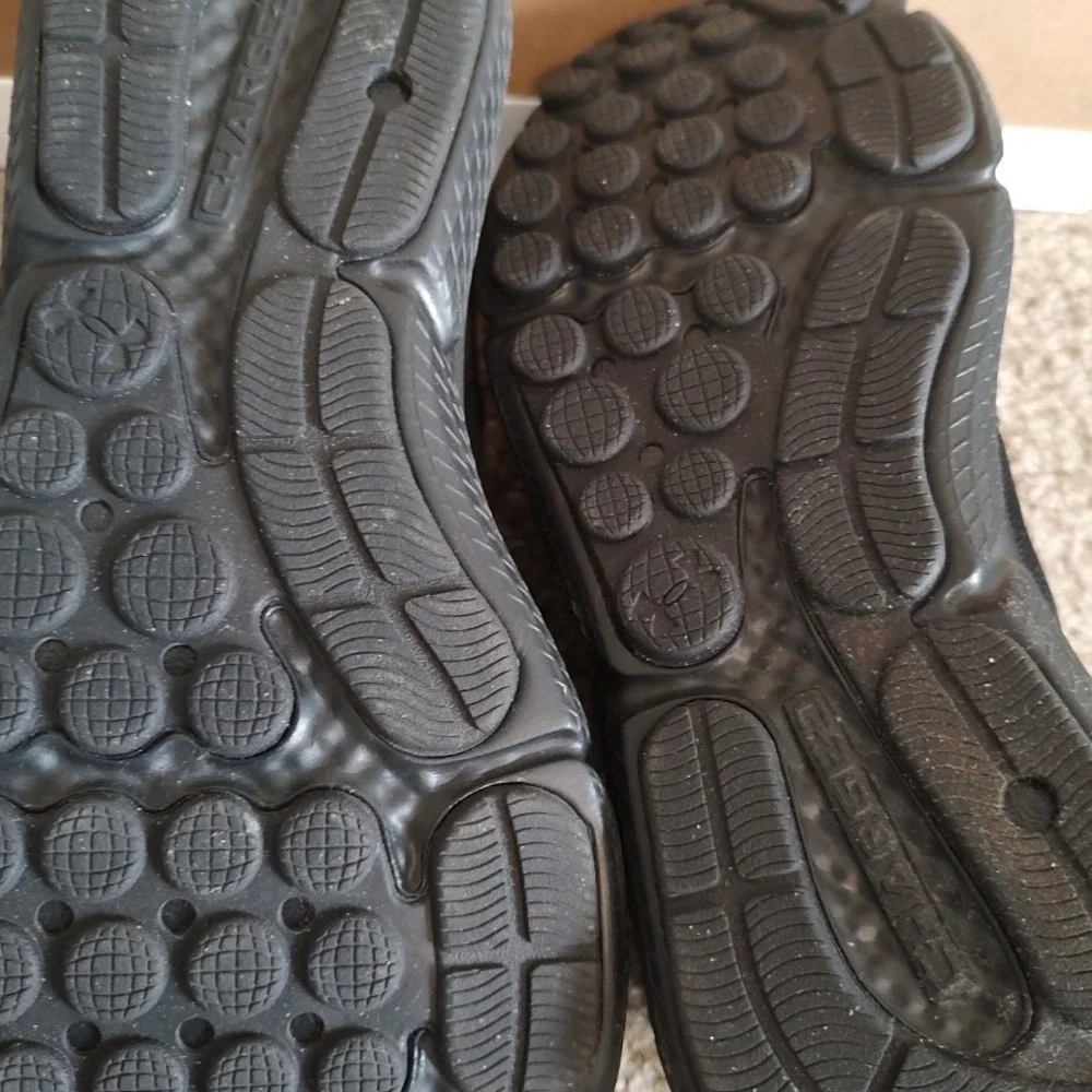 Under Armour Charged Assert 9 Women's Running Shoes Black‎ Athletic Sneakers